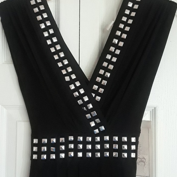 Sexy Black Dress - Picture 2 of 7